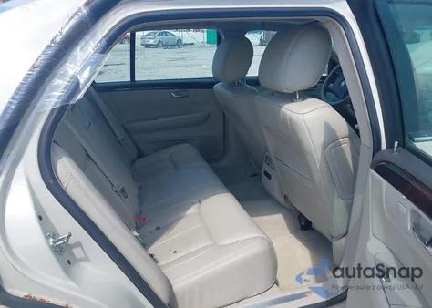 2011 Cadillac Dts Premium Collection z USA, uszkodzony, nr VIN 1G6KH5E67BU117181